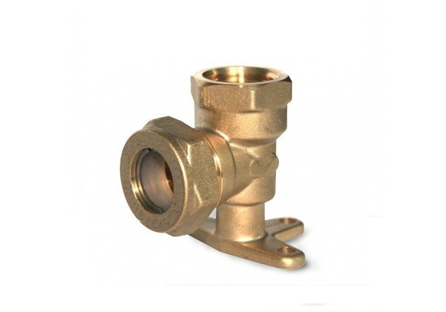 Угол вн/р 15*1/2" с креплением Lavita E/S W латунь